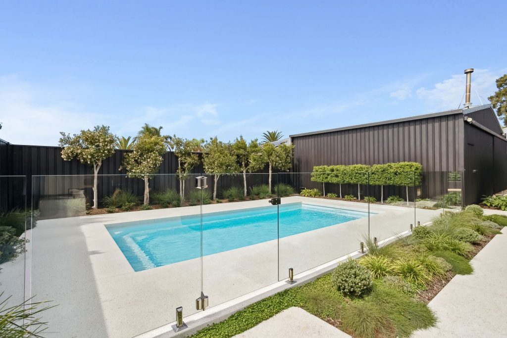 4 Bay Meadow Heights, Connolly 1