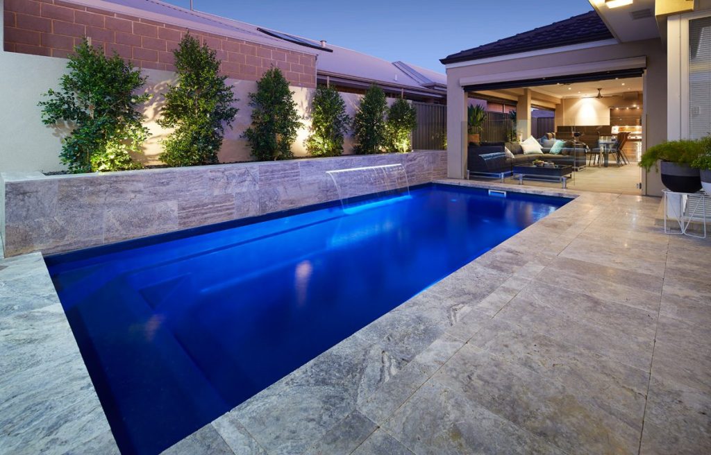 6-2mMonacoswimmingpool7.jpg