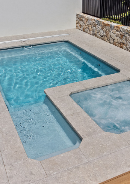 8-ways-to-keep-your-pool-in-top-shape-blogimage1-m