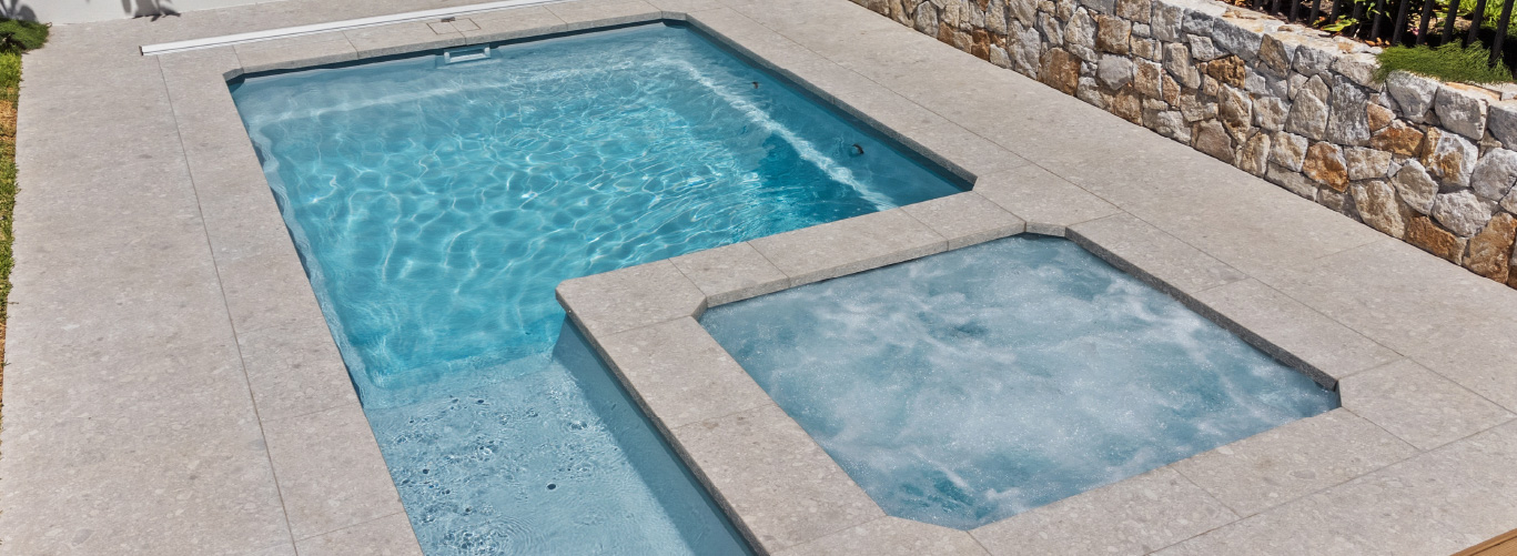 8-ways-to-keep-your-pool-in-top-shape-blogimage1