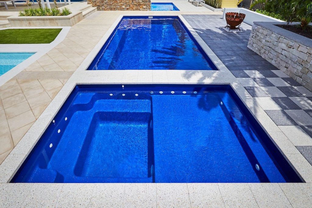 Hampton Pool & Spa Wader 10m x 4m - Fibreglass Pools Melbourne