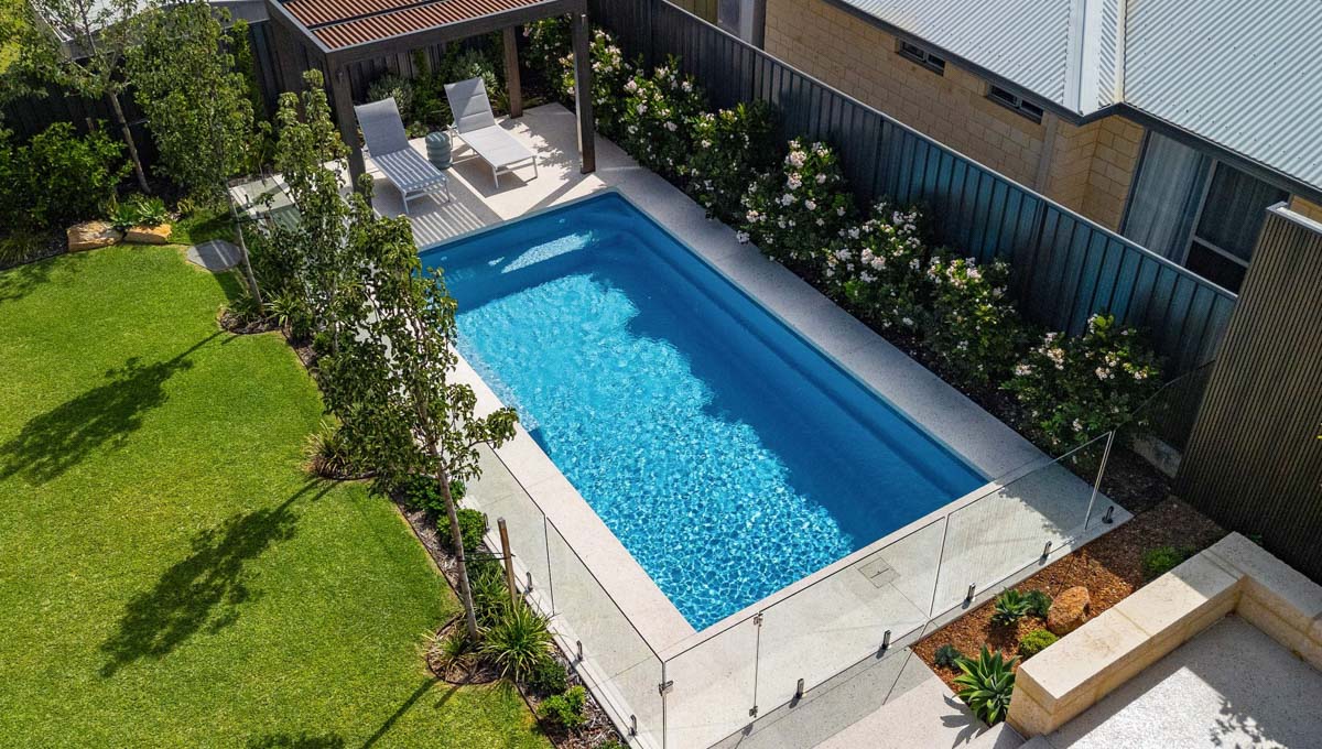 Billabong Hampton Grey Shimmer 7.5m x 3.8m Safety Bay - Fibreglass ...