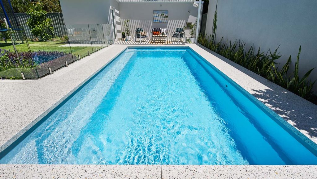 brampton-8.2m-4.4m-silver-shimmer-applecross-galleryimage-17.jpg