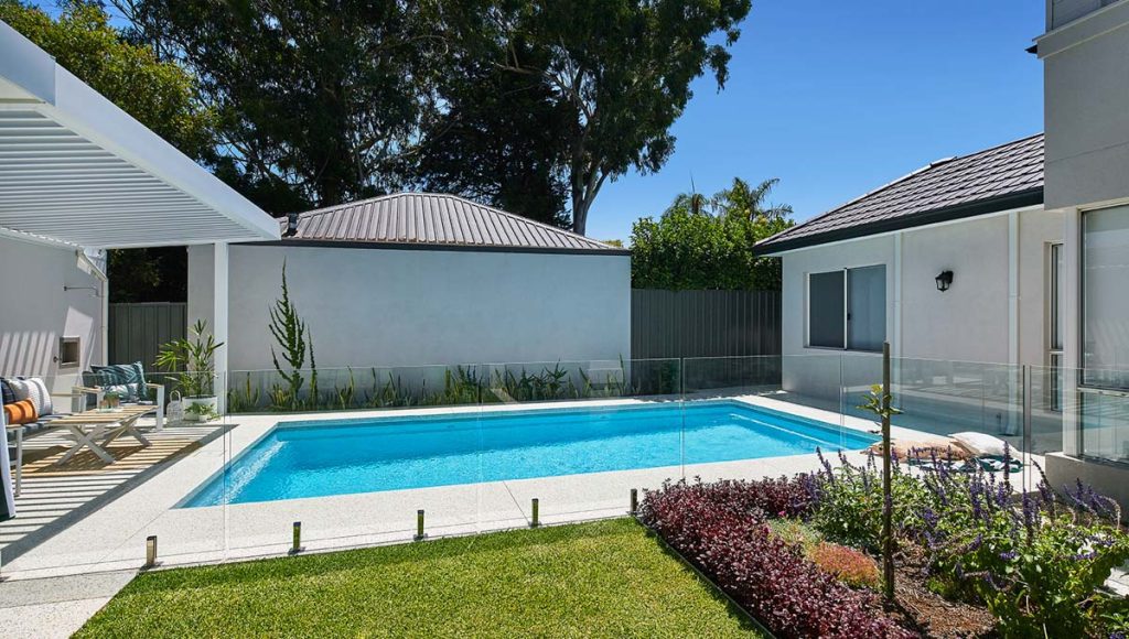 brampton-8.2m-4.4m-silver-shimmer-applecross-galleryimage-21
