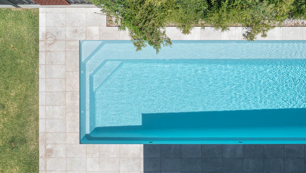 brampton-lap-pool-10.1m-3.5m-silver-shimmer-plympton-park-galleryimage-1