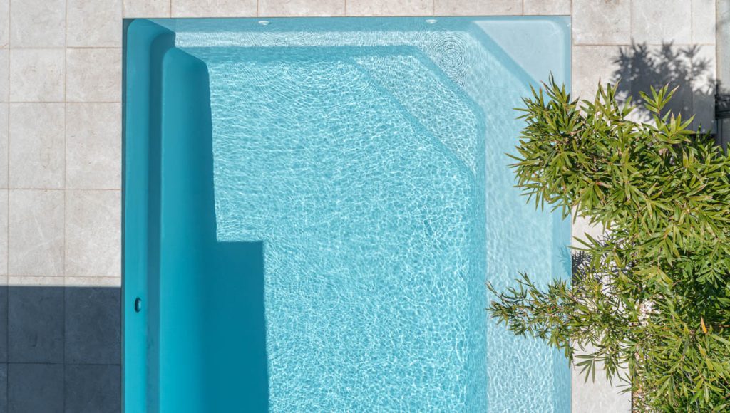 brampton-lap-pool-10.1m-3.5m-silver-shimmer-plympton-park-galleryimage-12