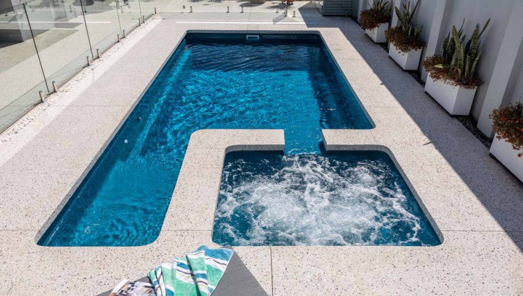 brooklyn-slimline-7.2m-3.5m-royal-jade-shimmer-walliston-galleryimage-14