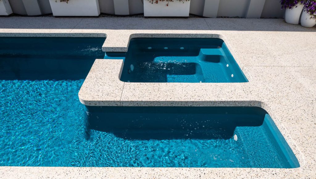 brooklyn-slimline-7.2m-3.5m-royal-jade-shimmer-walliston-galleryimage-2