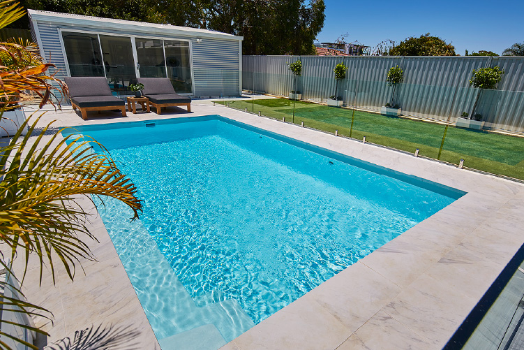 hampton-8m-4m-polo-white-melville-image-11