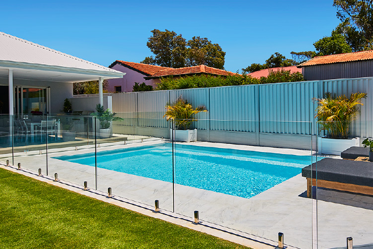 hampton-8m-4m-polo-white-melville-image-3