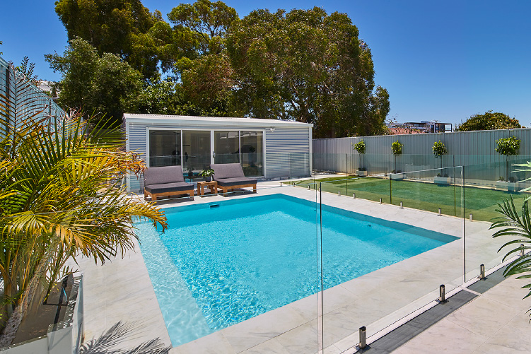 hampton-8m-4m-polo-white-melville-image-5