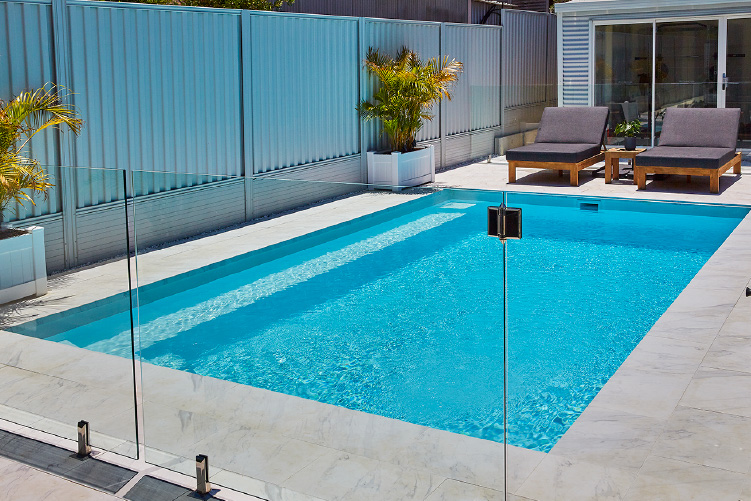 hampton-8m-4m-polo-white-melville-image-7