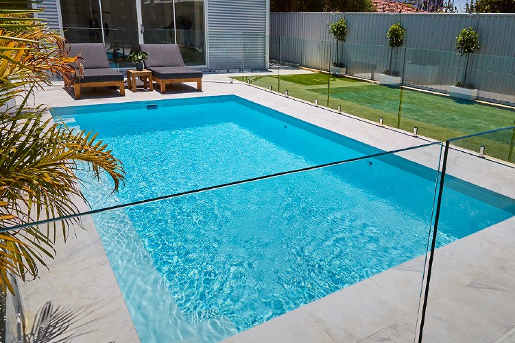 hampton-8m-4m-polo-white-melville-image-8