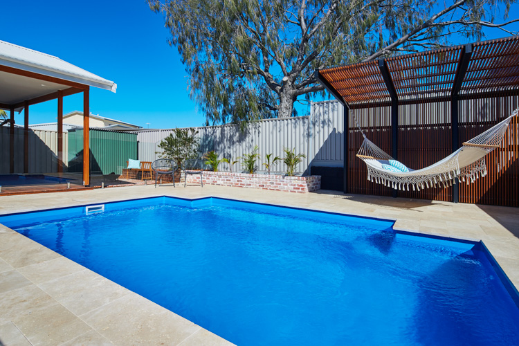 medina-6m-3.6m-crystal-blue-sparkle-waikiki-11