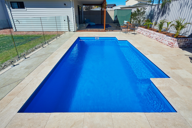 medina-6m-3.6m-crystal-blue-sparkle-waikiki-8