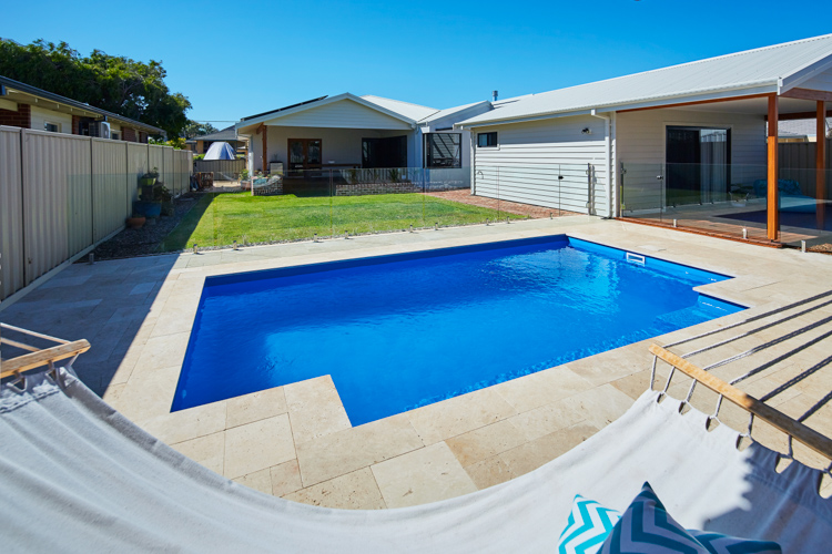 medina-6m-3.6m-crystal-blue-sparkle-waikiki-9