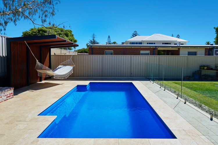 medina-6m-3.6m-crystal-blue-sparkle-waikiki-hero