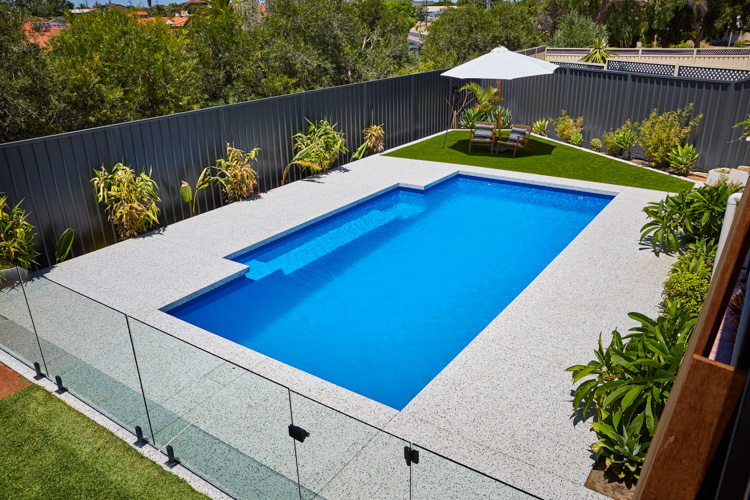 medina-8m-4m-crystal-blue-sparkle-kallaroo-2