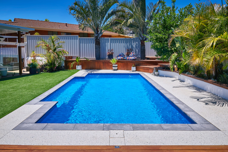 Medina8m x 4.2mCrystal Blue Sparkle Kallaroo