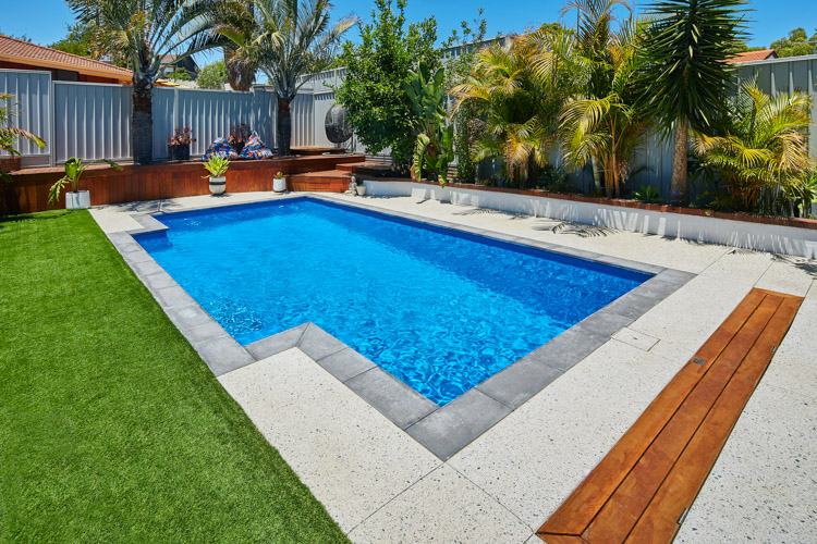 Medina8m x 4.2mCrystal Blue Sparkle Mullaloo