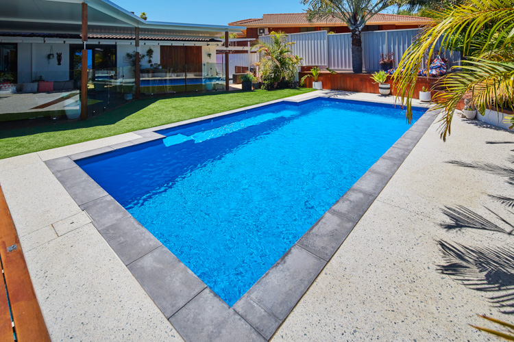 medina-8m-crystal-blue-sparkle-mullaloo-4