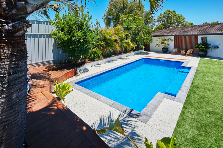 medina-8m-crystal-blue-sparkle-mullaloo-6