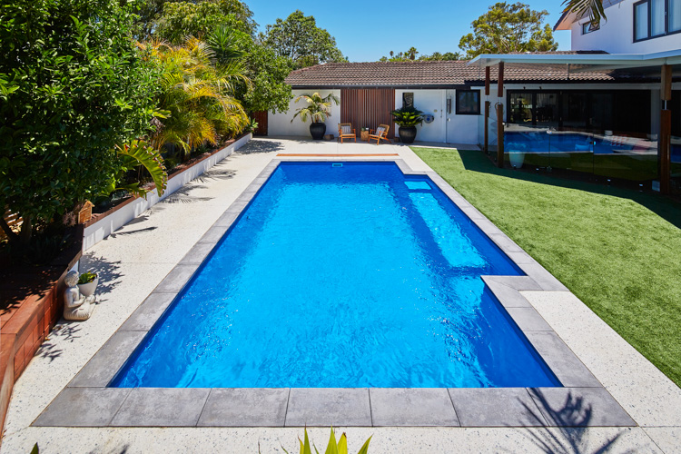 medina-8m-crystal-blue-sparkle-mullaloo-7