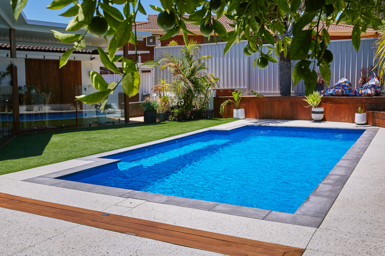 medina-8m-crystal-blue-sparkle-mullaloo