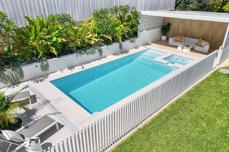 Palm Springs Series9.0m x 4.0m