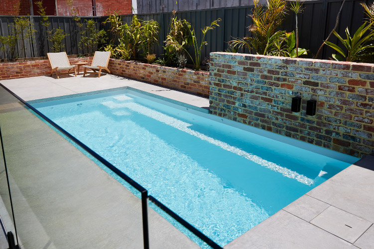 Stradbroke6m x 2.5m Polo White Mt Hawthorn