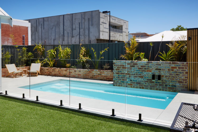 stradbroke-6m-2.5m-polowhite-mthawthorn-4