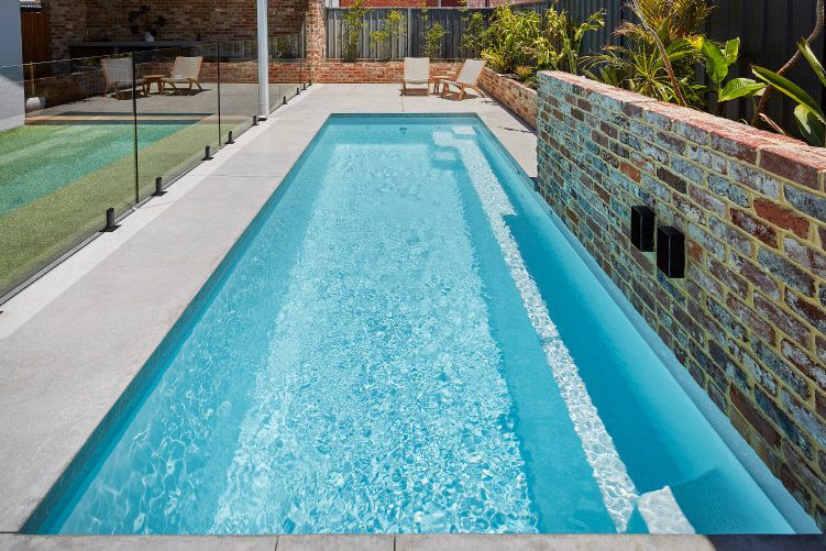Stradbroke 6m x 2.5m Polo White Mt Hawthorn - Fibreglass Pools Melbourne