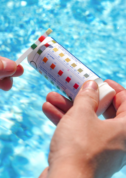 the-importance-of-proper-pool-chemical-balance-and-testing-blogimage1-m