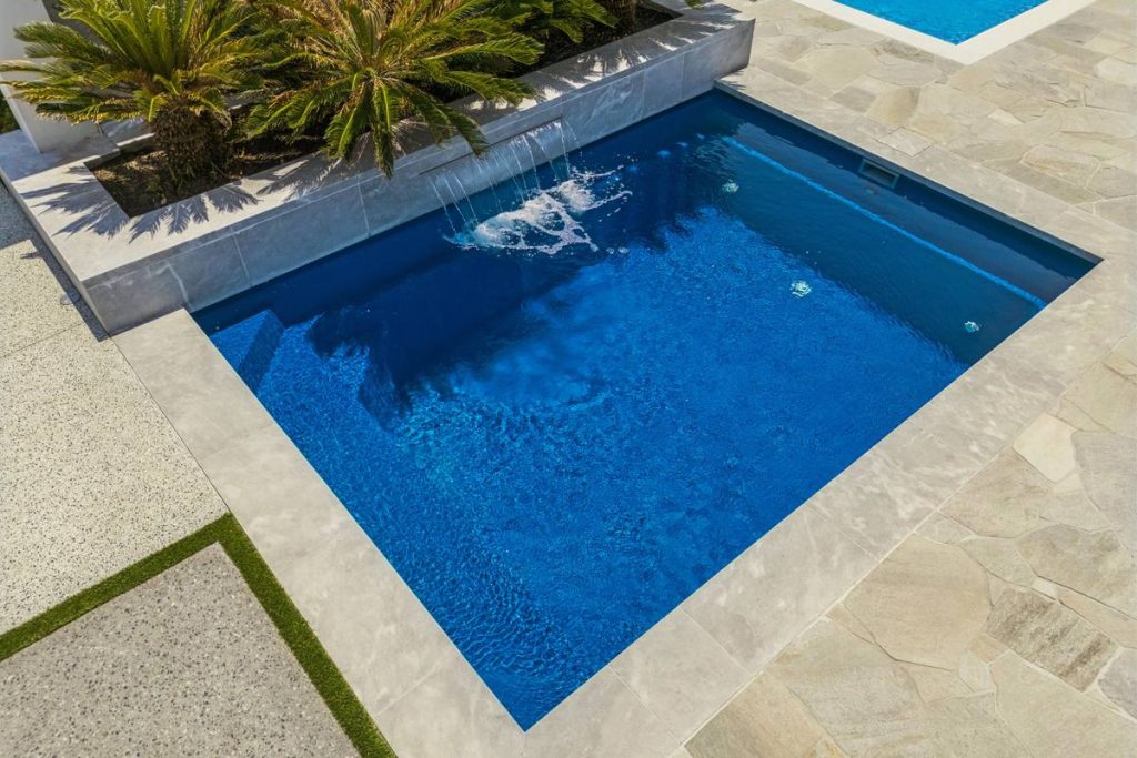 ultimate-plunge-4-7m-royal-jade-shimmer-mandurah-5.jpg