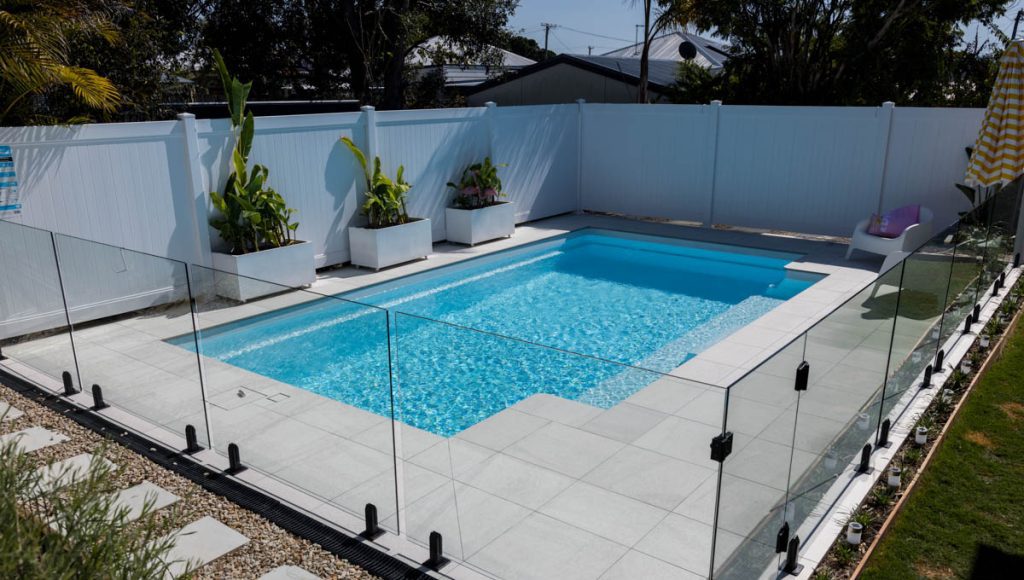 venice-7.6m-4.4m-royal-alpine-white-shimmer-ipswich-galleryimage-3
