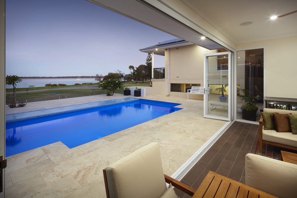 Venice Pool 7.6m x 4.4m 2