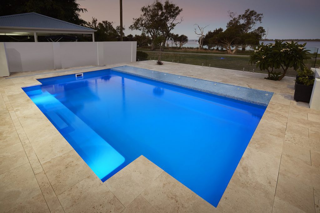 Venice Pool 7.6m x 4.4m 7